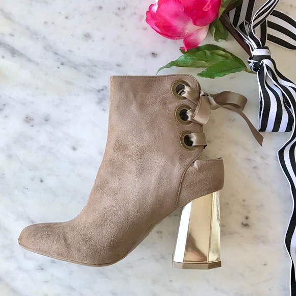 Shoes - 🔥$15🔥Faux Suede Laced Booties Mirror Heel